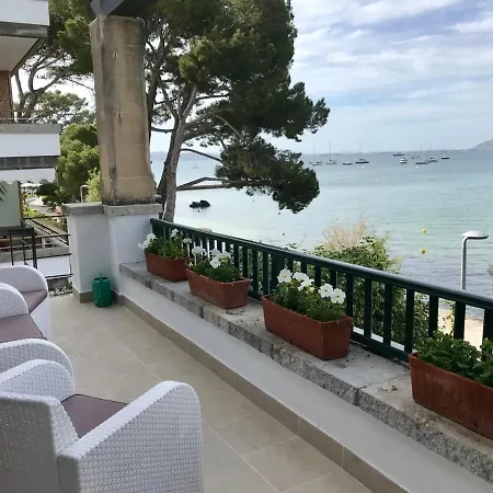 Kika Pinewalk 波连萨港