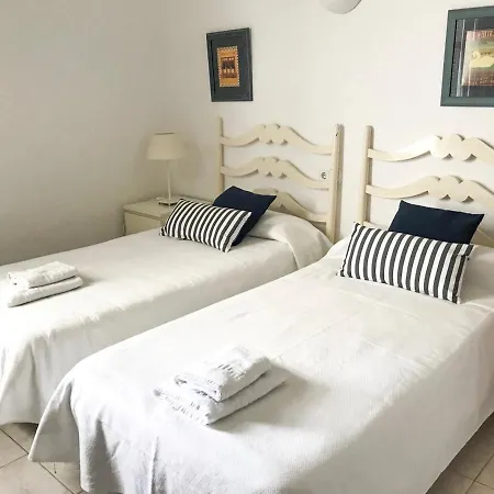 Kika Pinewalk * 波连萨港